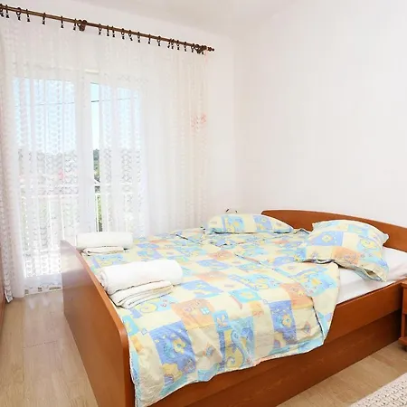 With Parking Space Zuljana, Peljesac - 252 Апартаменты Жуляна