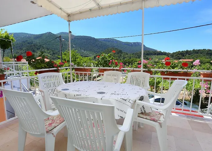 With Parking Space Zuljana, Peljesac - 252 דירה *