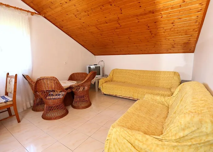 With Parking Space Zuljana, Peljesac - 252 דירה *